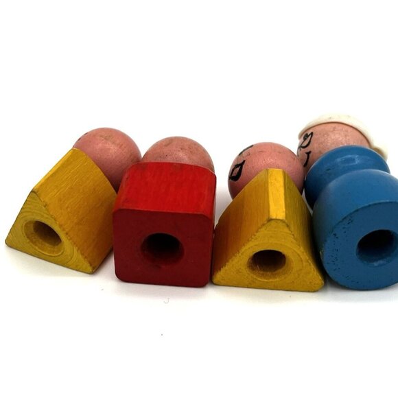 Vintage Fisher Price LACING SHOE LITTLE PEOPLE Old woman Dog Boy & Girl lot (4) - Picture 4 of 8